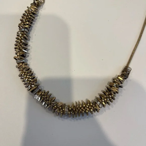 Vintage J Crew Gold Tone Chunky Necklace Women’s Jewelry Fashion Stylish - Picture 9 of 9